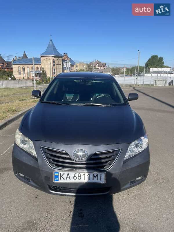 Toyota Camry (2007)