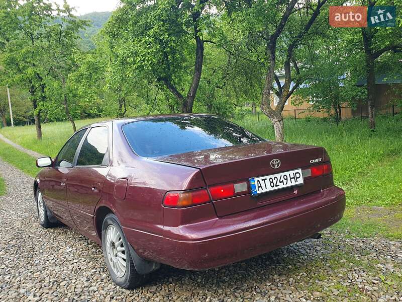 Toyota Camry (1999)