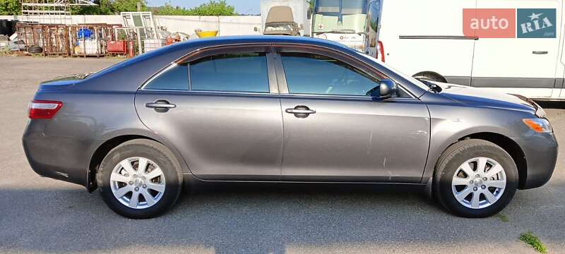 Toyota Camry (2007)