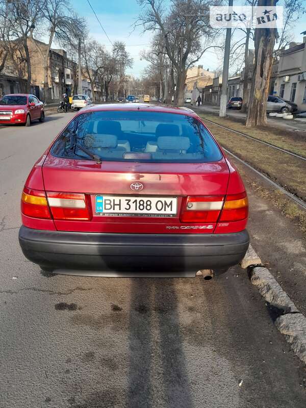 Toyota Carina e (1996)
