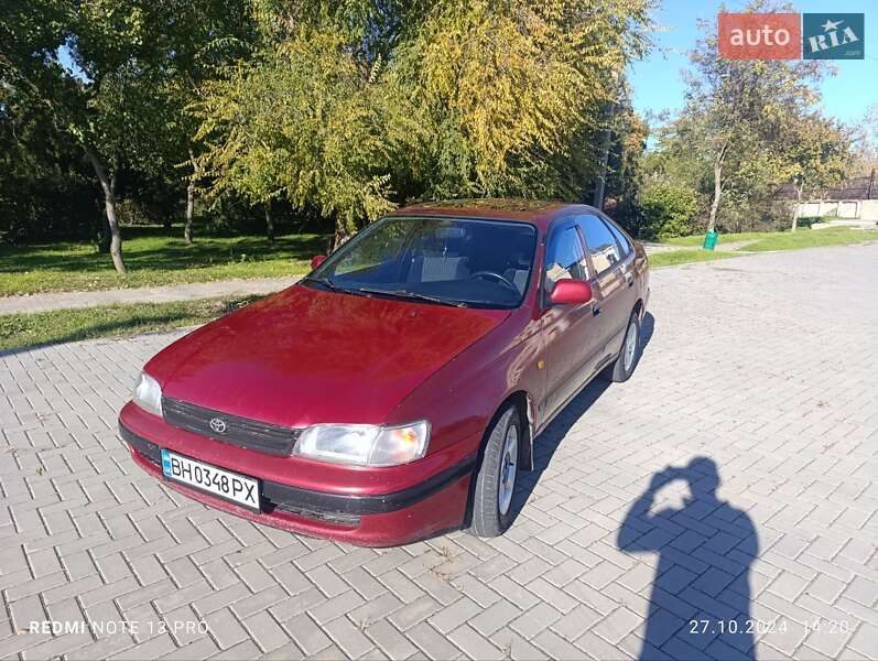 Toyota Carina (1993)