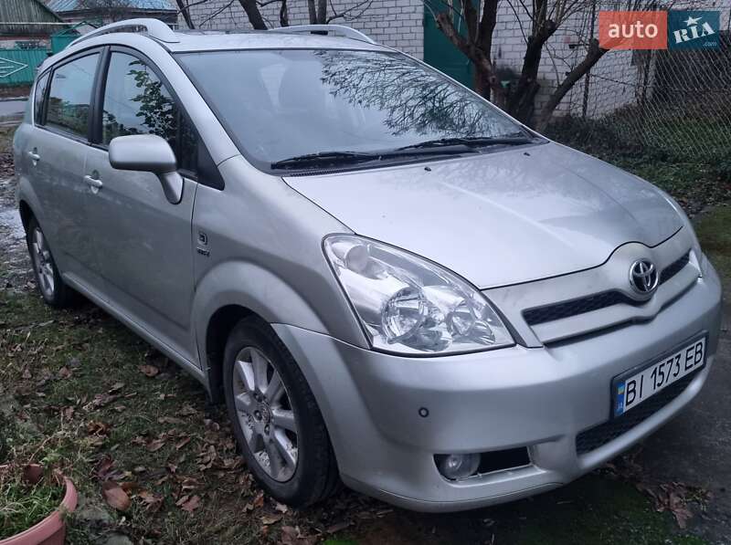 Toyota Corolla verso (2004)