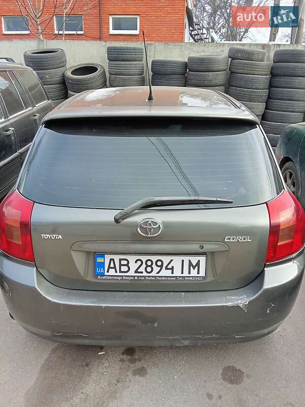 Toyota Corolla (2002)