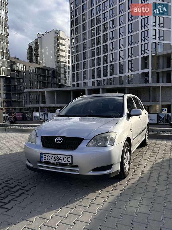 Toyota Corolla (2002)