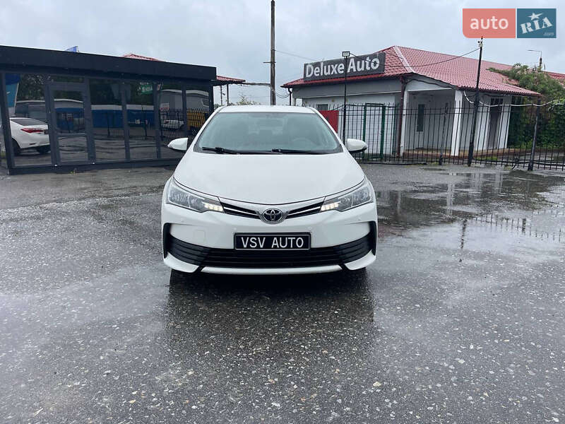 Toyota Corolla (2016)