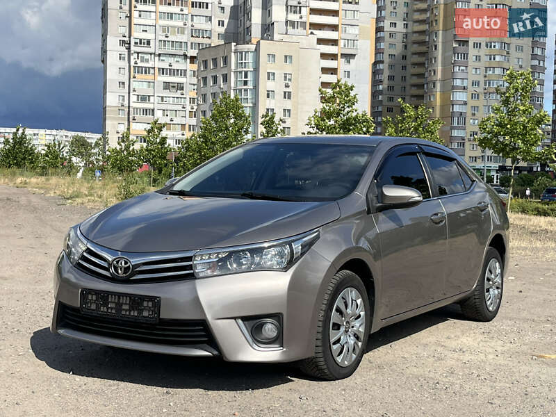 Toyota Corolla (2014)