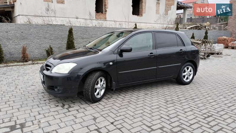 Toyota Corolla (2004)