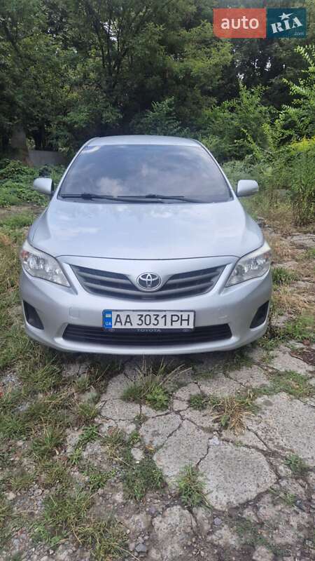 Toyota Corolla (2010)