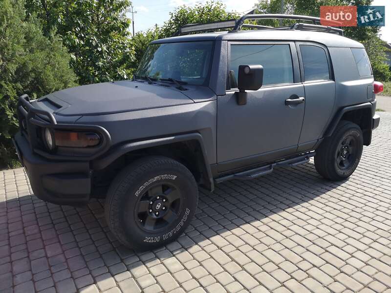 Toyota Fj cruiser (2008)