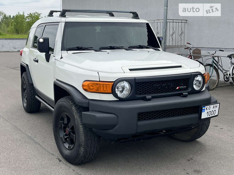 Toyota Fj cruiser (2008)