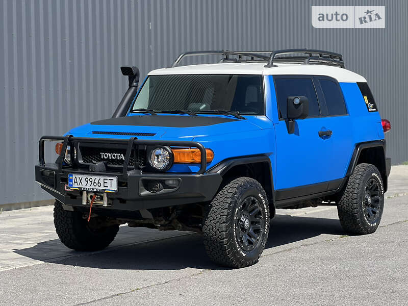 Toyota Fj cruiser (2006)