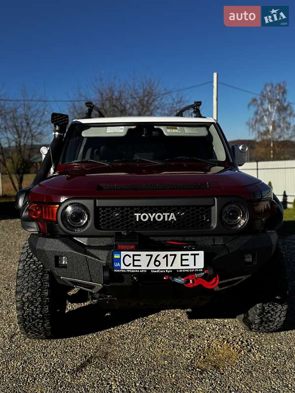Toyota Fj cruiser (2010)