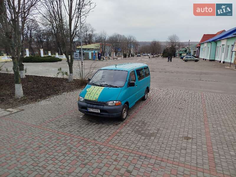 Toyota Hiace (1995)