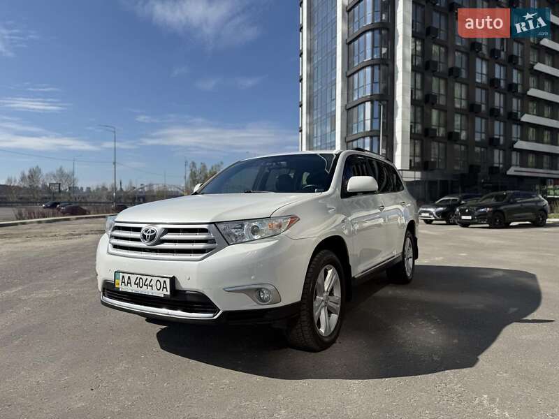 Toyota Highlander (2013)
