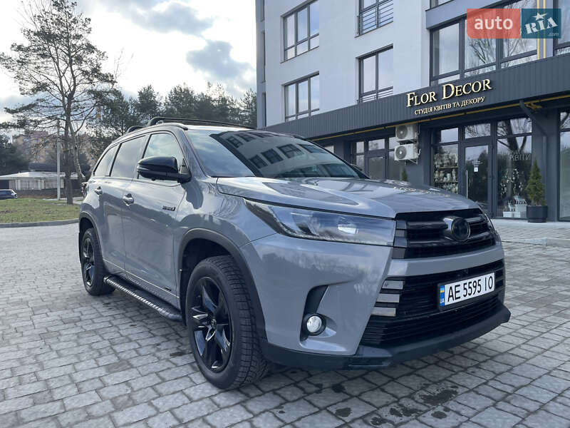 Toyota Highlander (2017)