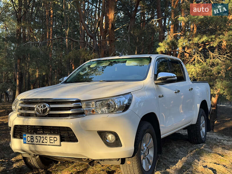 Toyota Hilux (2017)