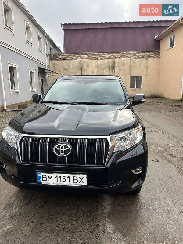 Toyota Land cruiser prado (2021)