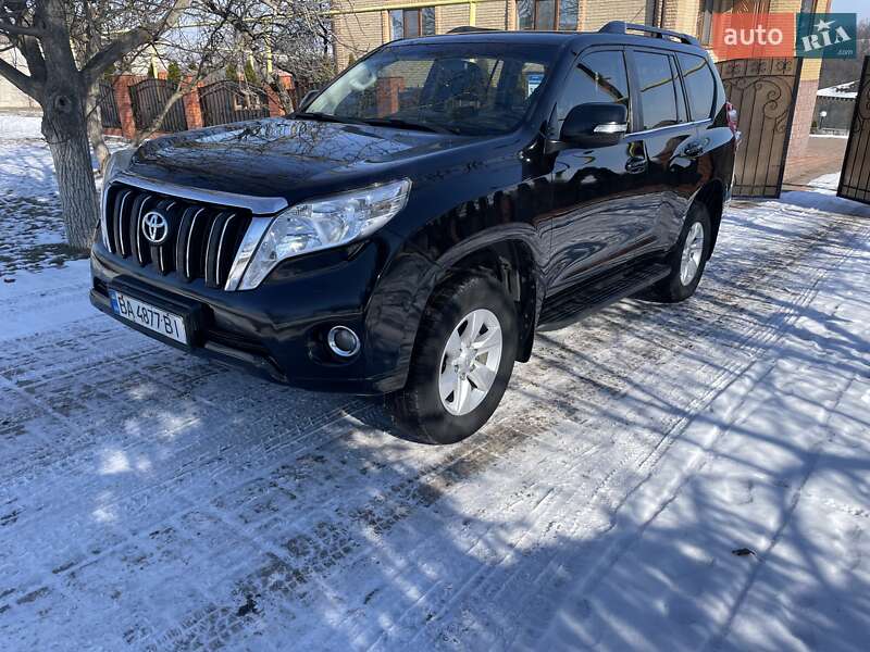 Toyota Land cruiser prado (2017)