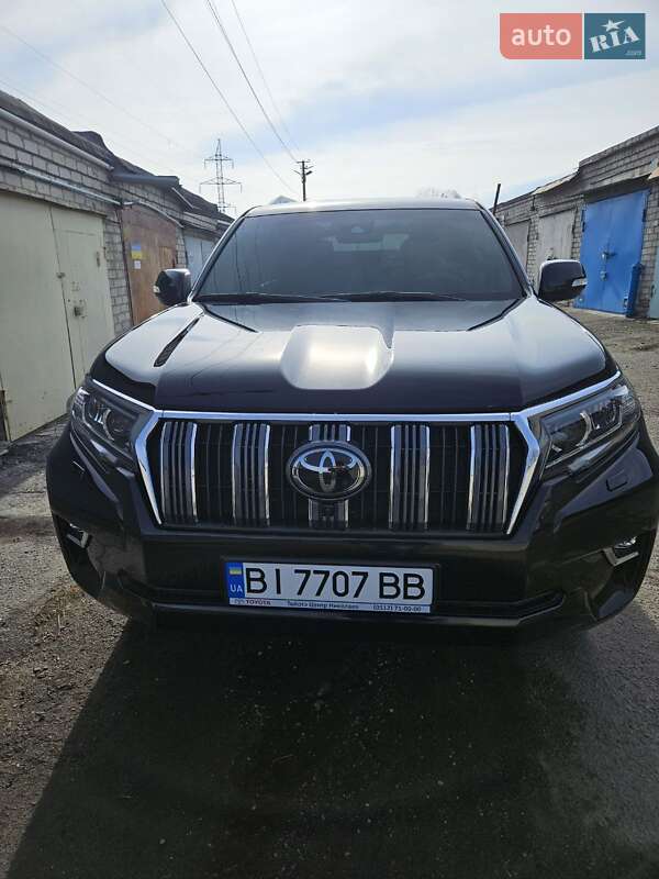 Toyota Land cruiser prado (2020)
