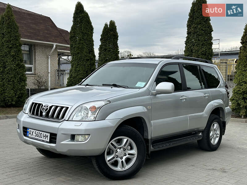 Toyota Land cruiser prado (2005)