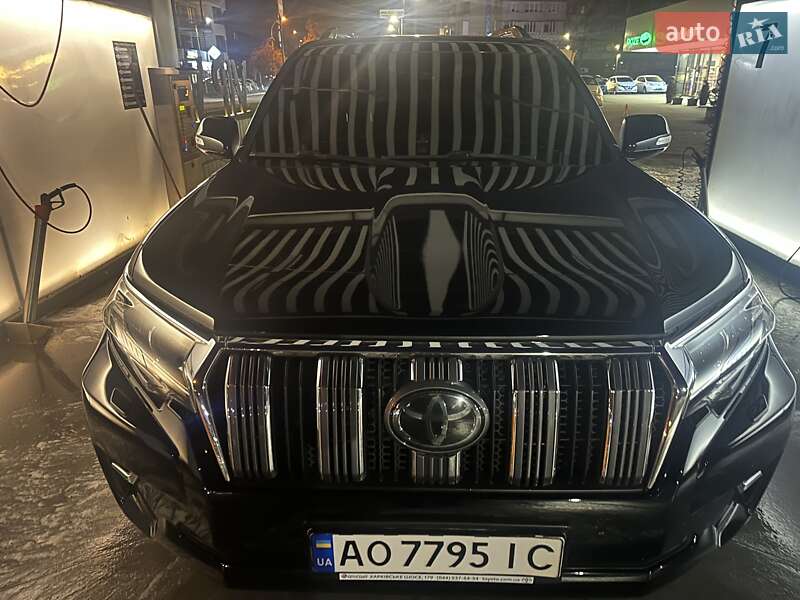 Toyota Land cruiser prado (2018)
