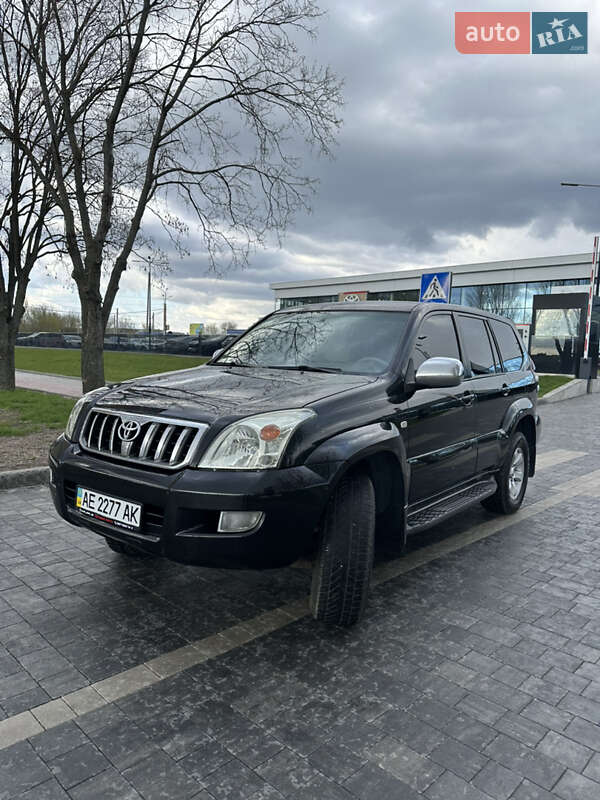 Toyota Land cruiser prado (2005)