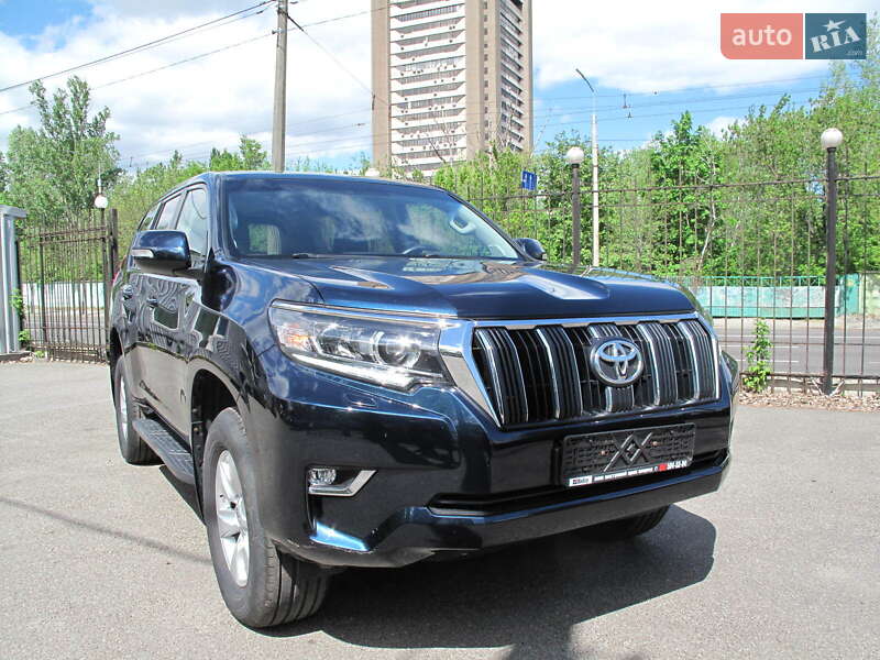 Toyota Land cruiser prado (2018)