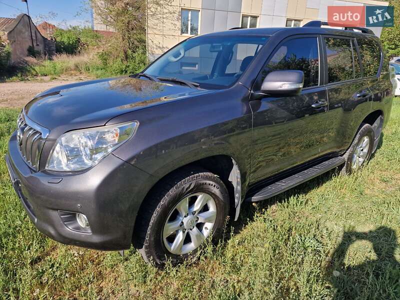 Toyota Land cruiser prado (2012)