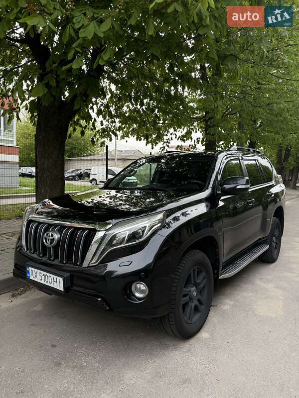 Toyota Land cruiser prado (2010)