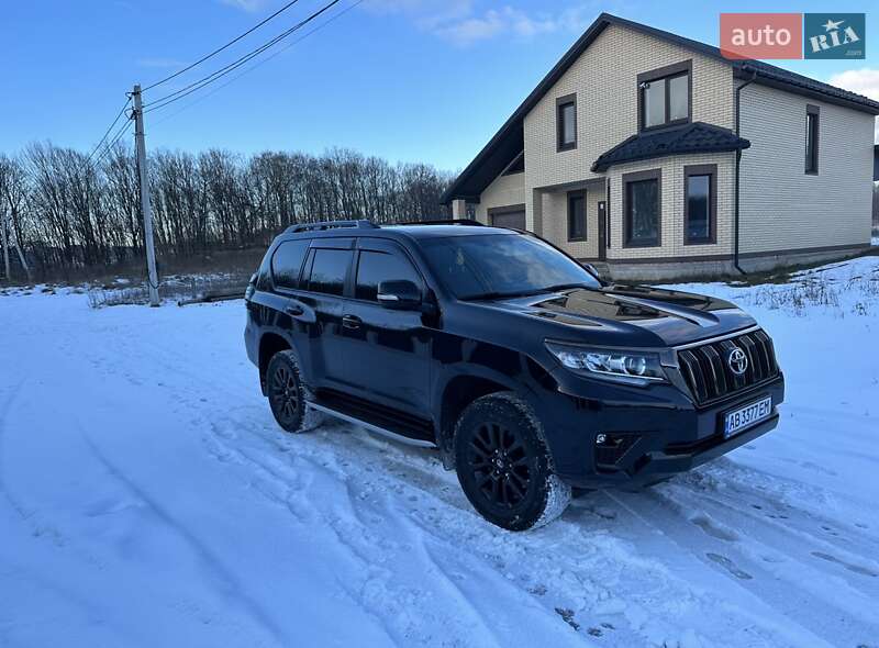 Toyota Land cruiser prado (2022)