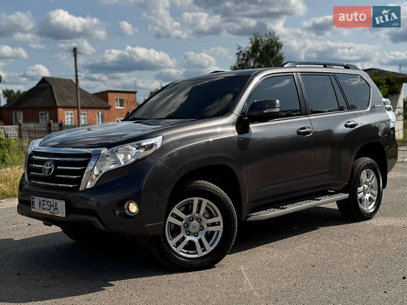 Toyota Land cruiser prado (2012)