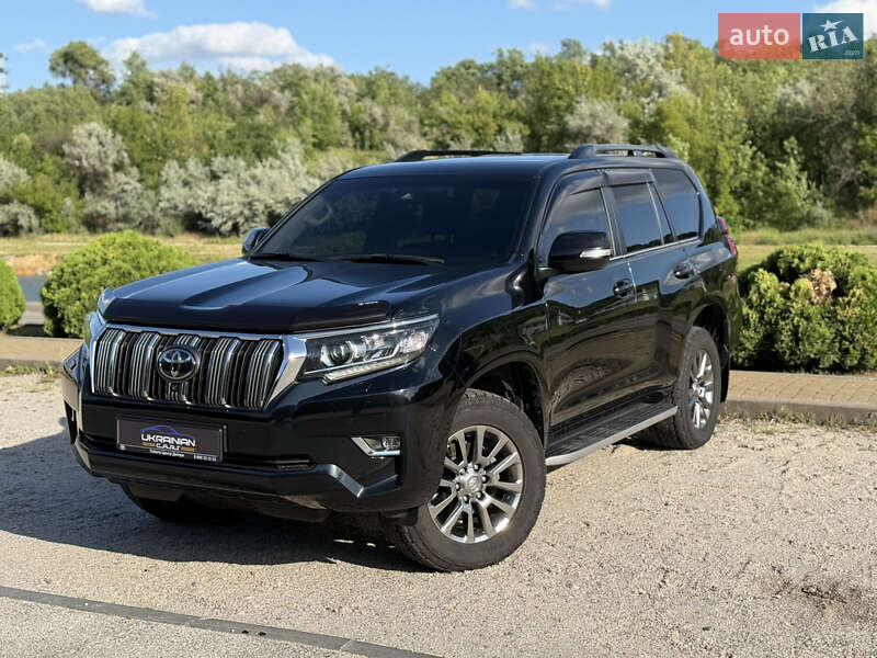 Toyota Land cruiser prado (2018)