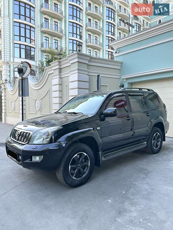 Toyota Land cruiser prado (2008)