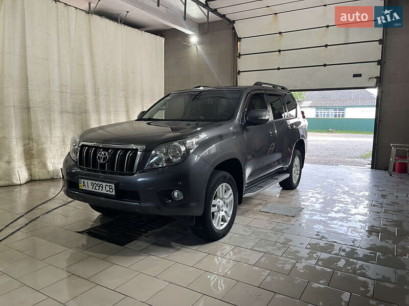 Toyota Land cruiser prado (2010)