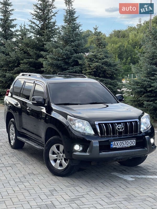 Toyota Land cruiser prado (2011)