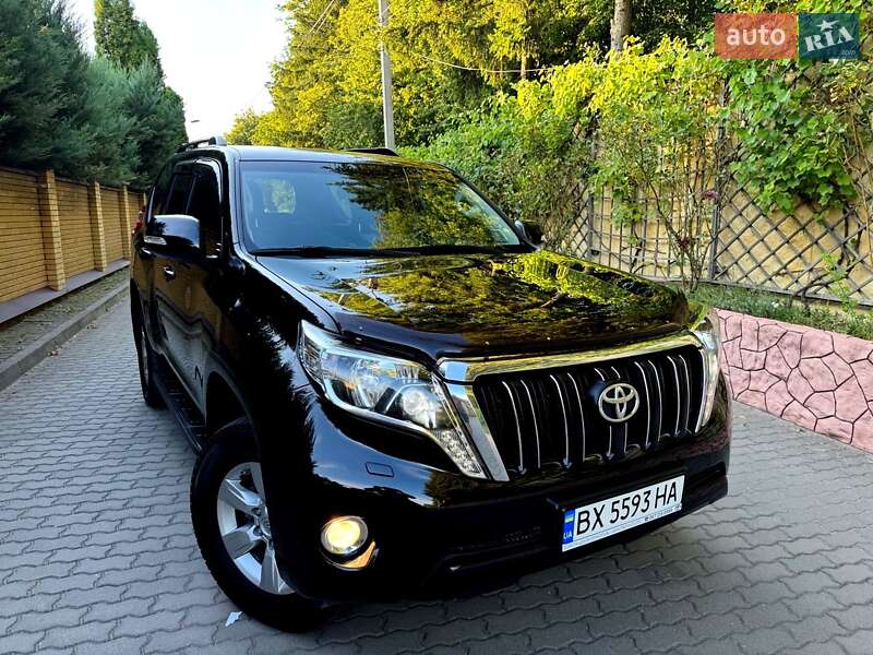 Toyota Land cruiser prado (2017)