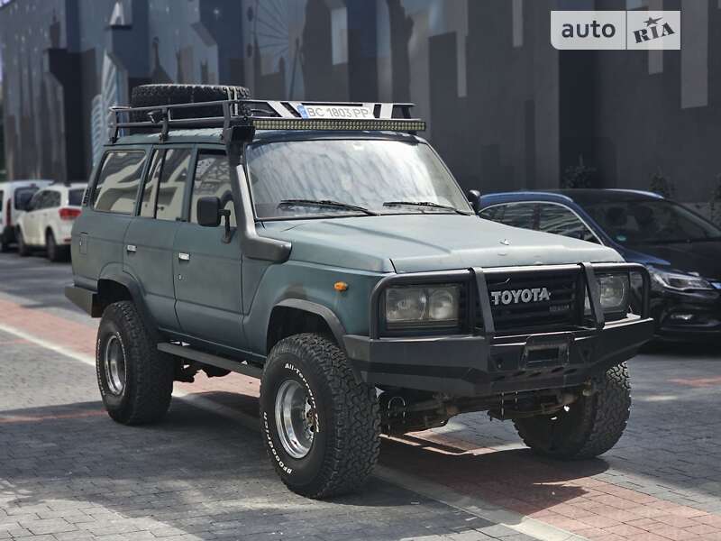 Toyota Land cruiser (1987)