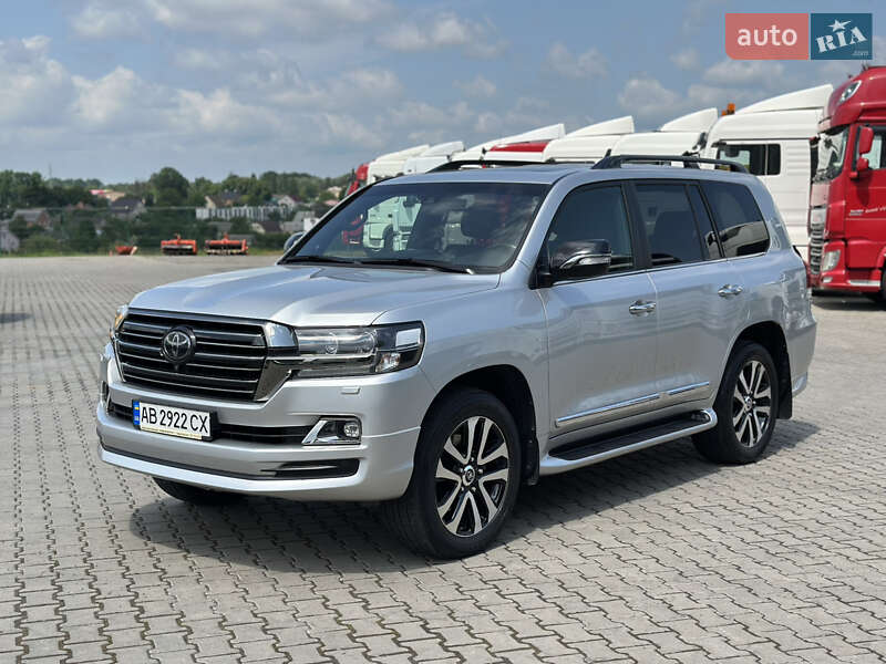 Toyota Land cruiser (2018)