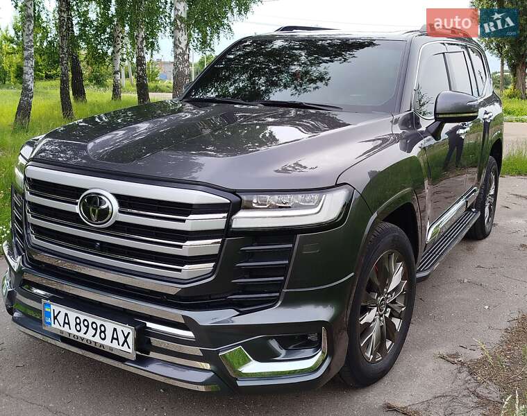 Toyota Land cruiser (2022)