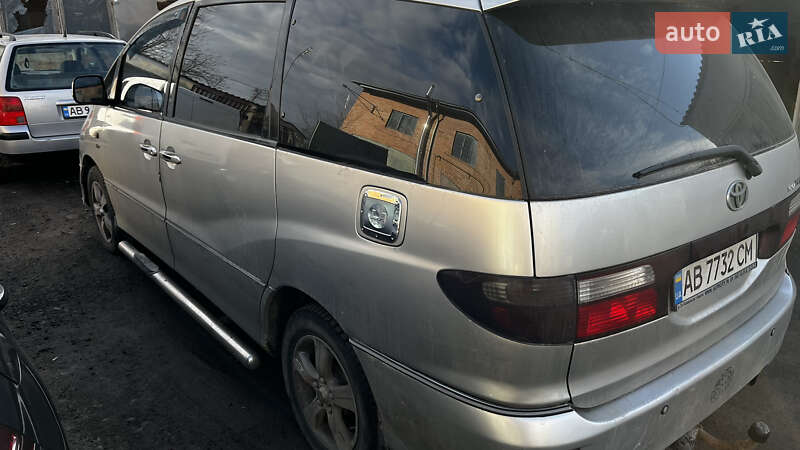 Toyota Previa (2002)