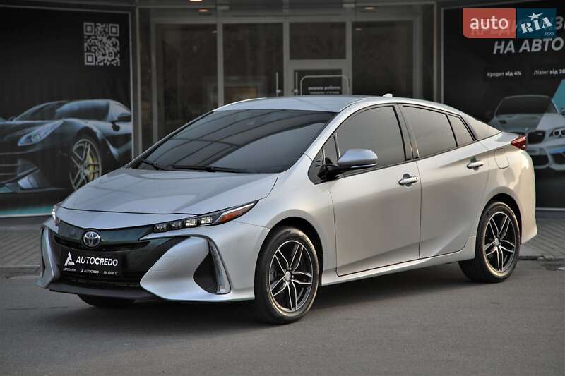 Toyota Prius prime (2017)