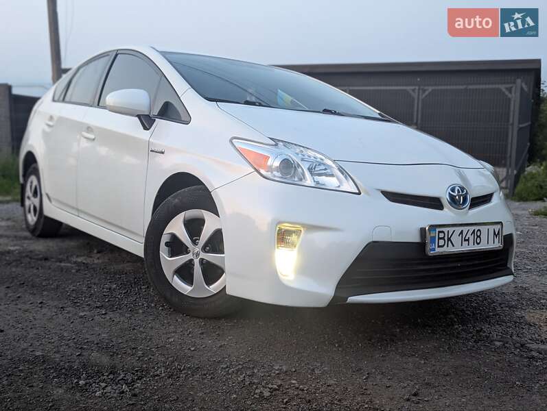 Toyota Prius (2012)