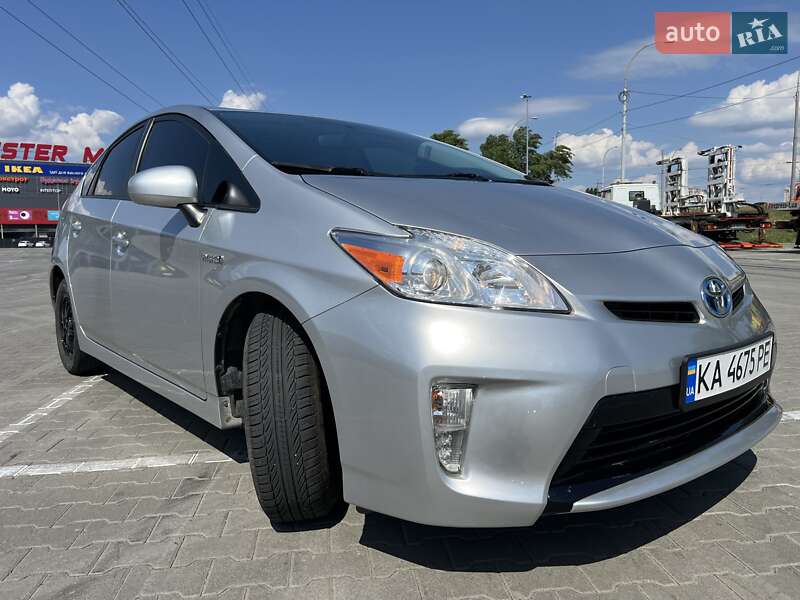 Toyota Prius (2014)