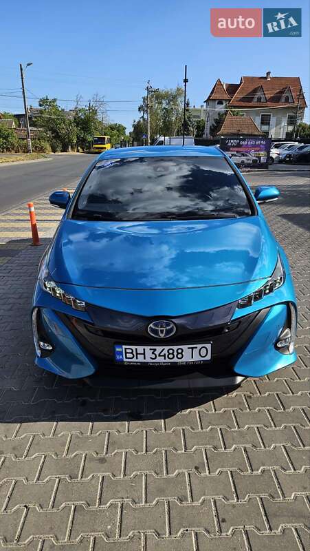 Toyota Prius (2022)