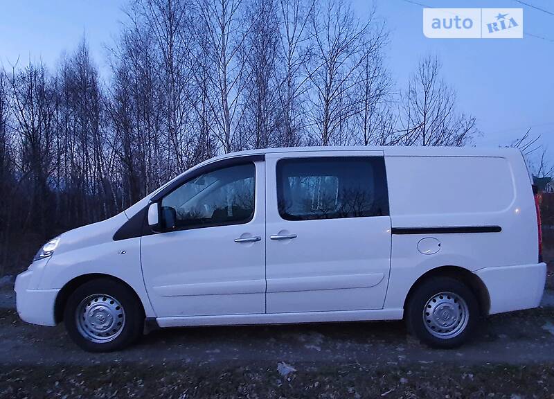Toyota Proace (2015)