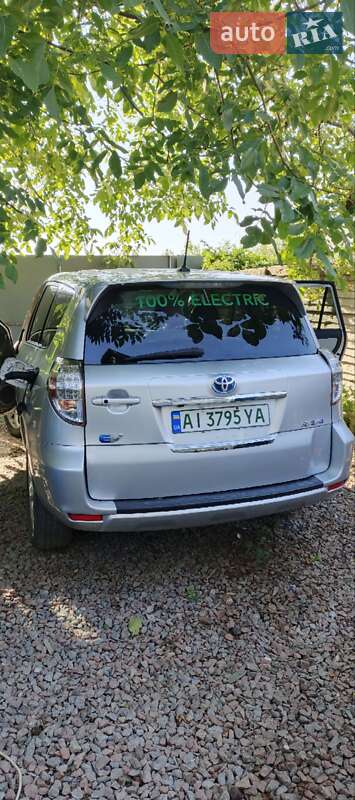 Toyota Rav4 ev (2012)