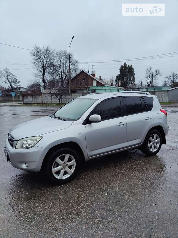 Toyota Rav4 (2008)