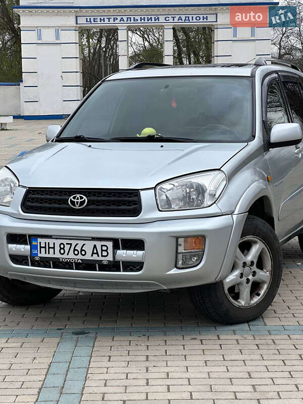 Toyota Rav4 (2001)