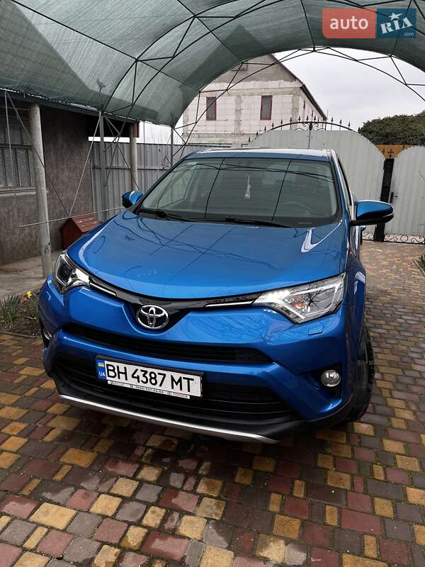 Toyota Rav4 (2016)