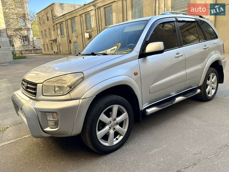 Toyota Rav4 (2001)
